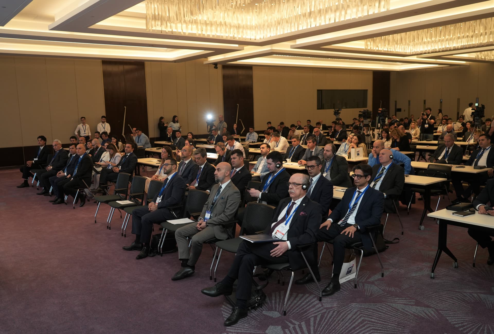 Bakıda 1-ci Xəzər Beynəlxalq Nəqliyyat və Logistika Forumu keçirilib - FOTO