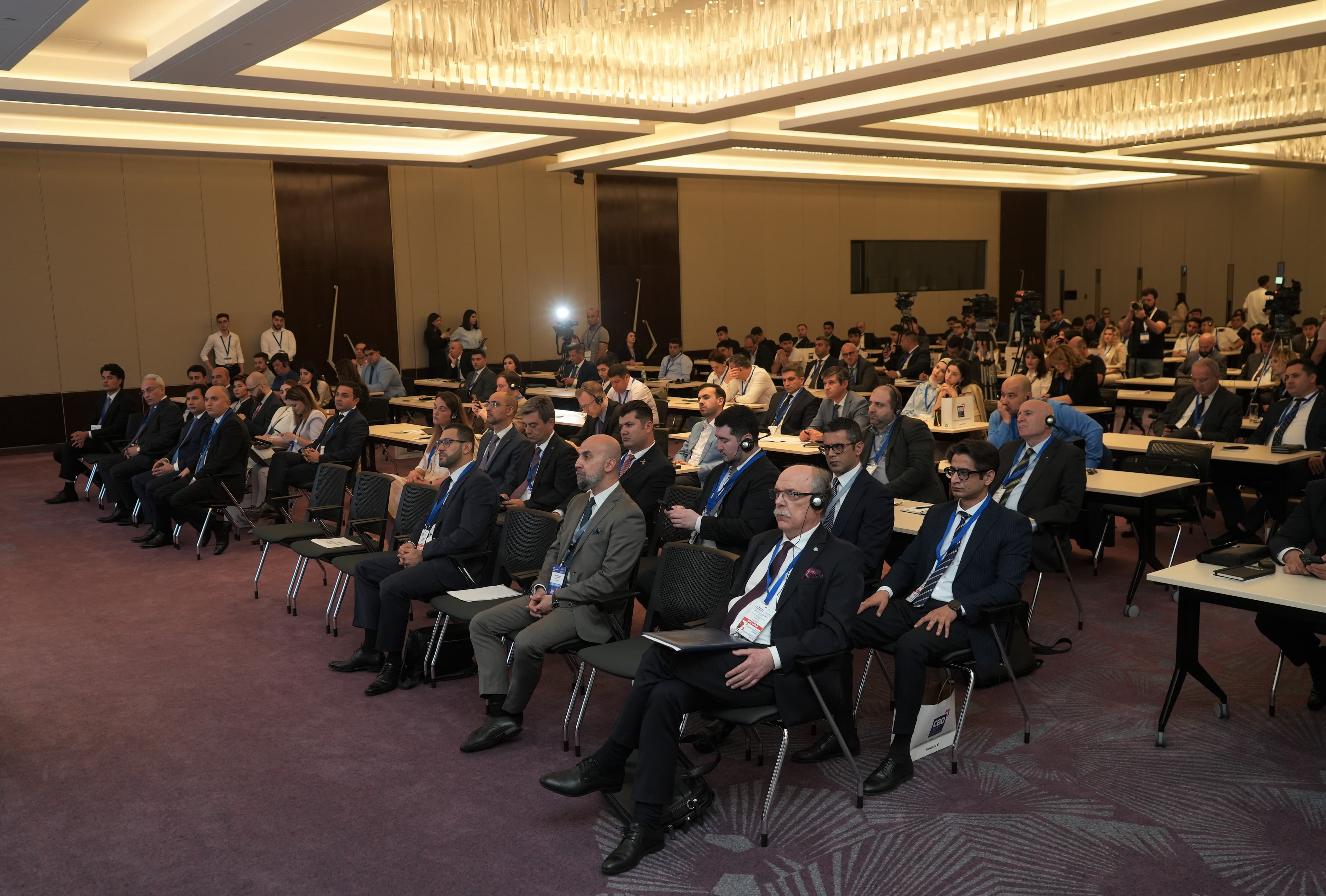 Bakıda 1-ci Xəzər Beynəlxalq Nəqliyyat və Logistika Forumu keçirilib - FOTO