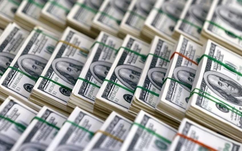Azərbaycanın strateji valyuta ehtiyatları 12% artıb