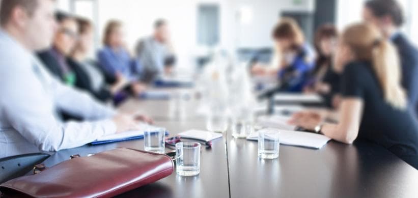 Bankın Müşahidə Şurasının üzvləri Audit Komitəsinin üzvü ola bilərlər