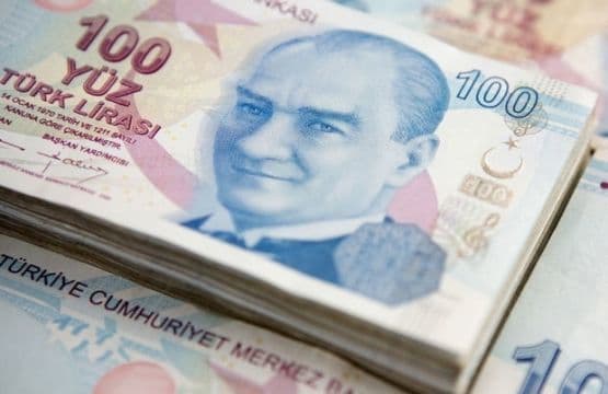 Türkiyə lirəsi 7,6 qəpiyə düşüb - Yeni rekord