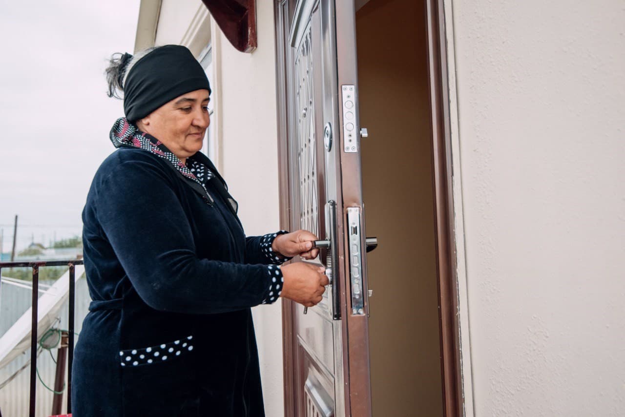 Qırmızı Ürəklər Fondu 3 şəhid ailəsini fərdi yaşayış evi ilə təmin etdi - FOTO