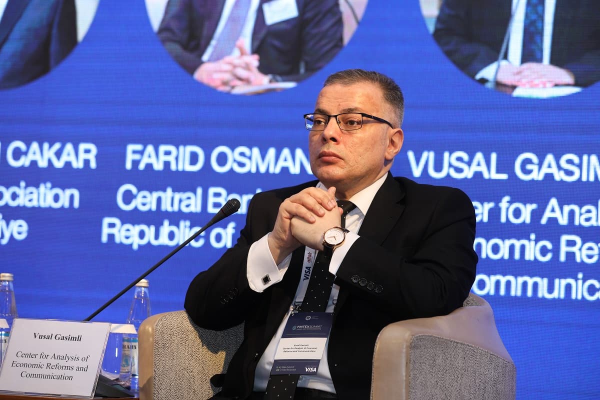 Vüsal Qasımlı: "Maliyyə texnologiyalarının və bu sahədə idarəetmənin təkmilləşdirilməsi zəruridir"