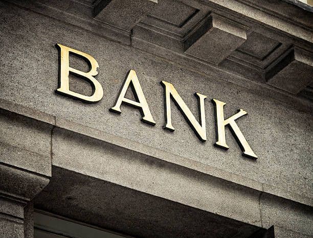 Azərbaycan banklarının uzunmüddətli kredit qoyuluşu 17% artıb