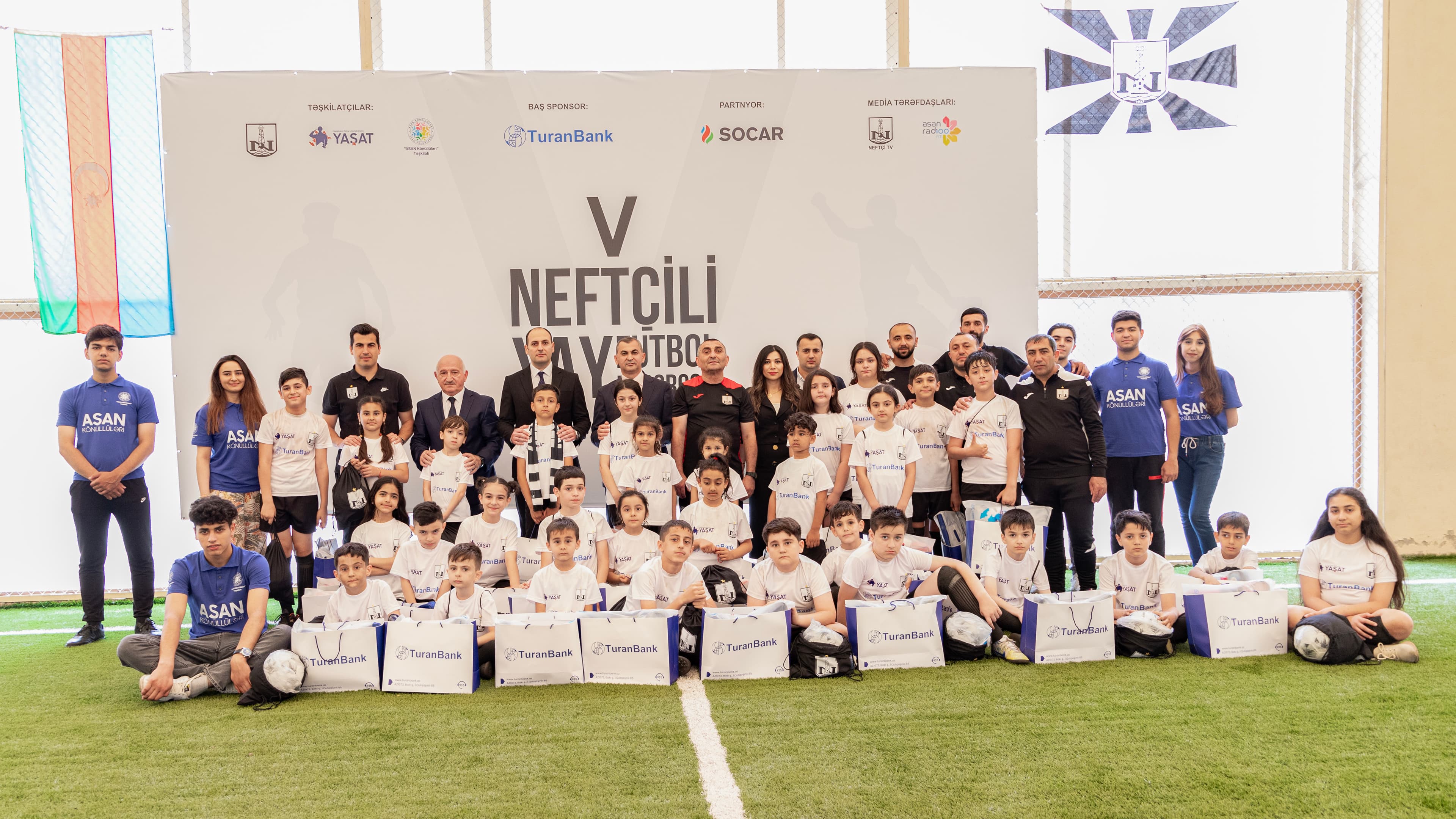 TuranBank-ın dəstək olduğu “V Neftçili Yay Futbol Düşərgəsi”nə start verildi -FOTO