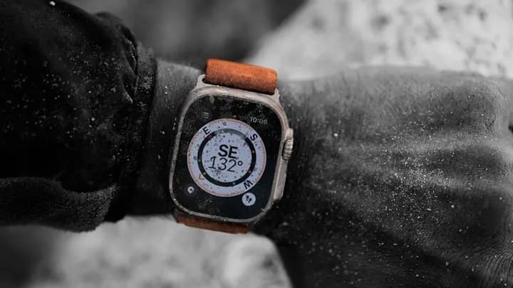 MicroLED ekranlı Apple Watch Ultra 2026-cı ilə təxirə salınıb