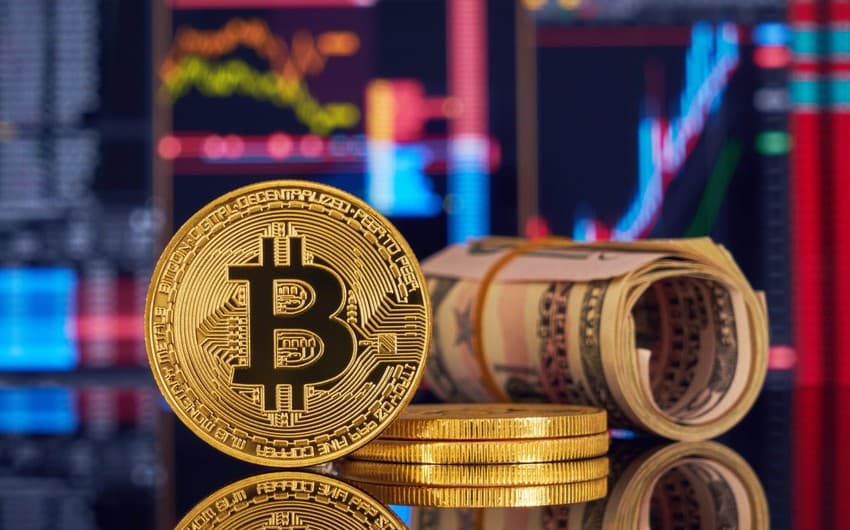 Bitkoinin qiyməti 1,3 % azalaraq 30.200 dollar olub