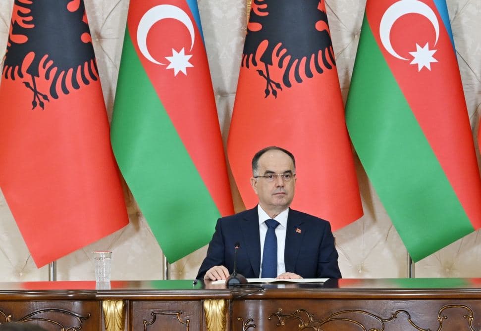 Albaniya və Azərbaycan enerji sektorunda əməkdaşlıqla bir-birinə sıx bağlıdır