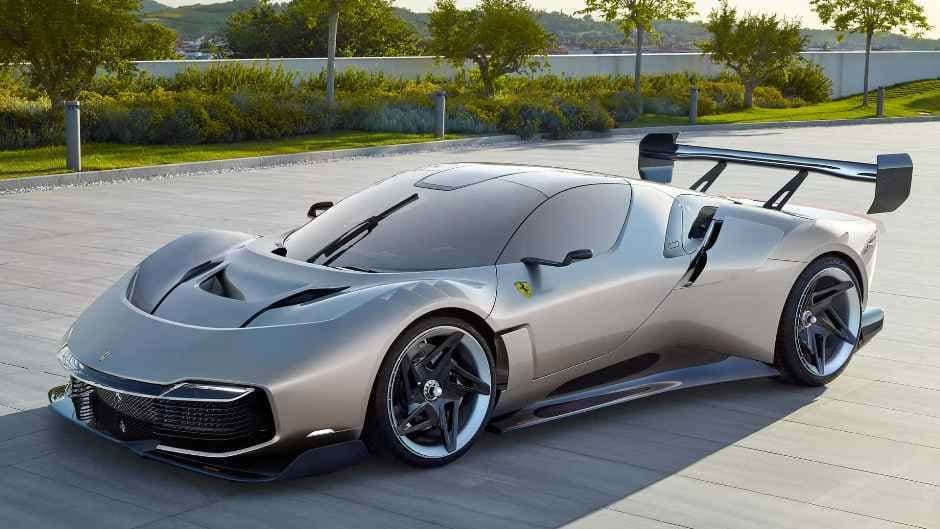 Ferrari xüsusi sifarişlə istehsal edilmiş daha bir avtomobili nümayiş etdirib