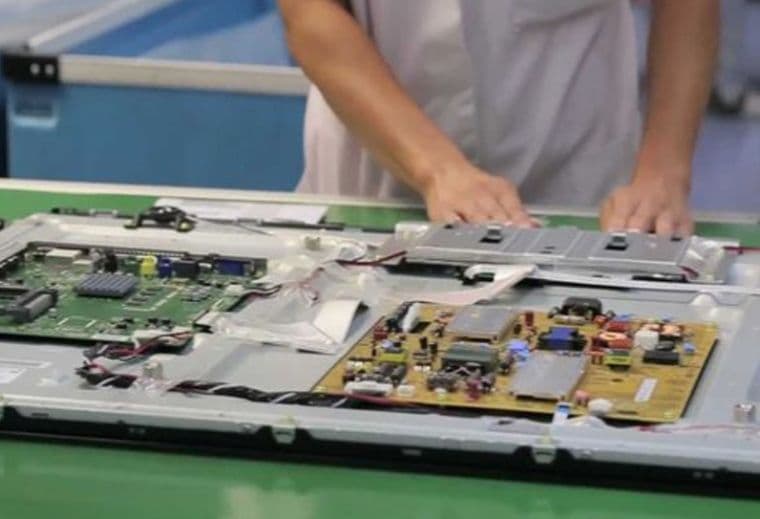 Azərbaycanda kompüter, elektron və optik məhsulların istehsalı artıb