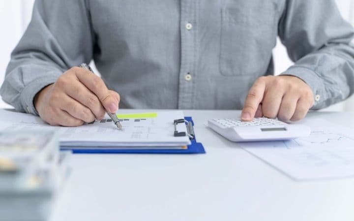 Mərkəzi Bank 4 fiziki şəxsə sığorta agenti fəaliyyətinə görə verdiyi lisenziyaları ləğv edib
