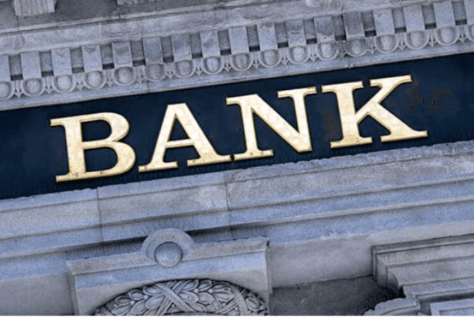 Azərbaycan banklarının qeyri-faiz xərcləri 24% artıb