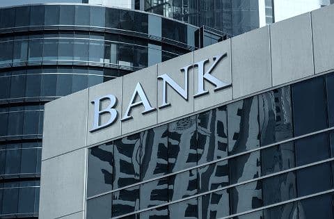 Azərbaycan banklarının əməliyyat mənfəəti 26% artıb