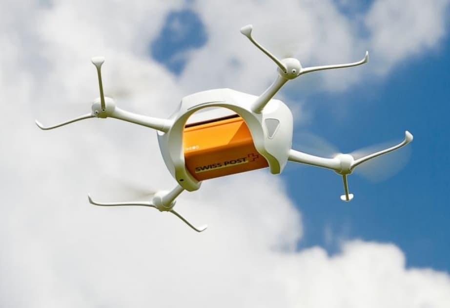 Böyük Britaniyada ilk dronlu poçt texnologiyası