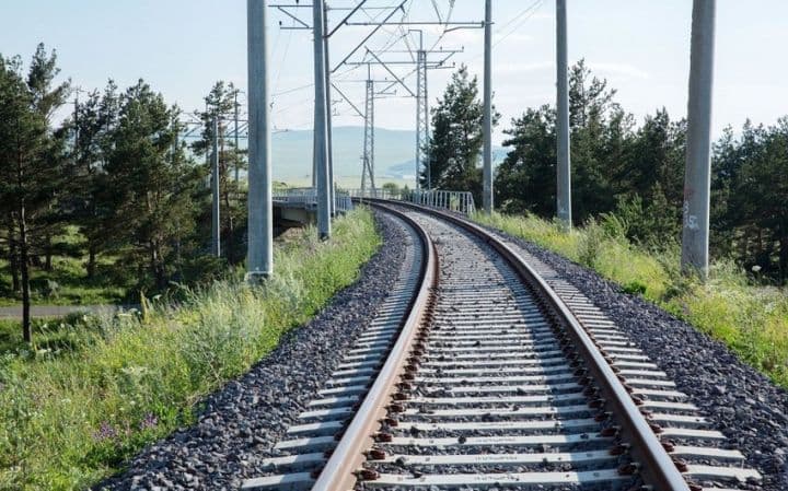 Azərbaycanda dəmiryol nəqliyyatı vasitələrinin sığortası 27% kiçilib