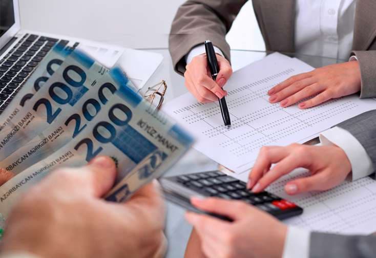 Azərbaycan banklarının müştərilərə verdiyi xalis kreditlər 17% artıb