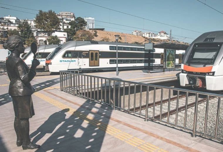 Azərbaycanda dəmiryol nəqliyyatı vasitəsi sahibləri mülki məsuliyyətini sığortalamır