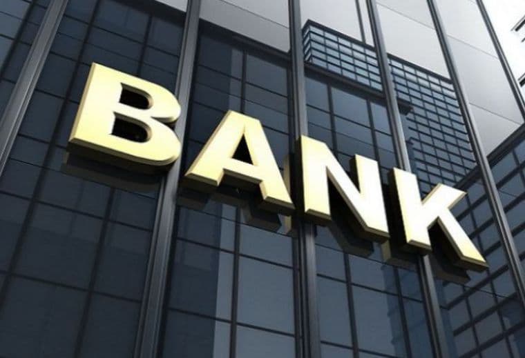 Azərbaycan banklarının işçilərinin sayı 8% artıb