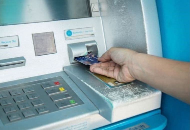 Azərbaycanda bankomatların sayı 3% artıb