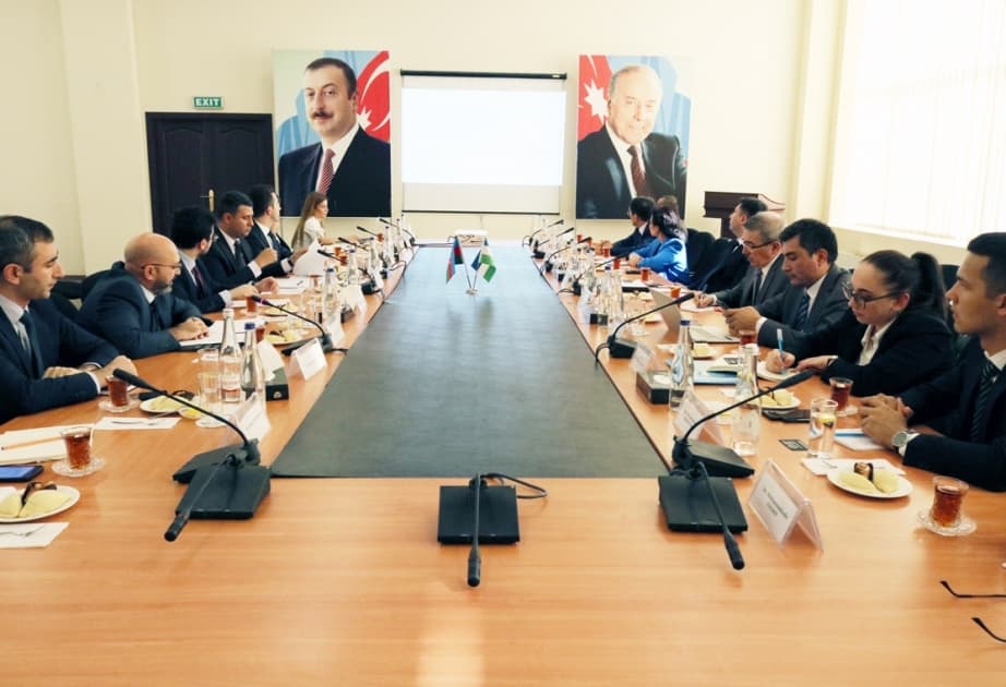 Azərbaycan və Özbəkistan arasında investisiya yatırımlarına dair təqdimatlar edilib