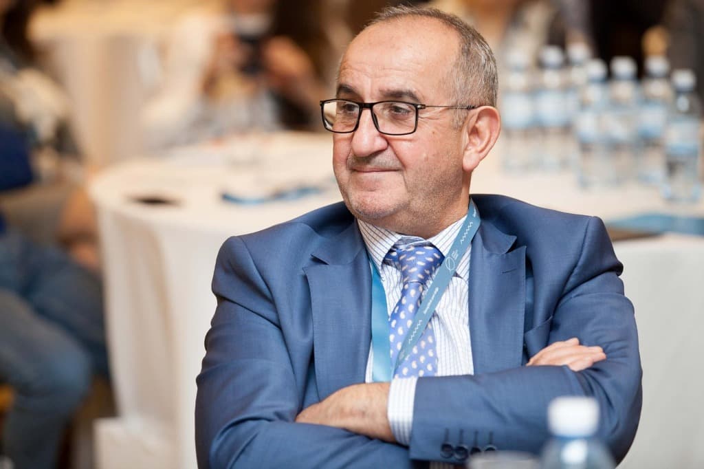 Şirkətlər ölkədə kadr potensialının inkişafında yaxından iştirak etməlidirlər - İkram Fikrətoğlu