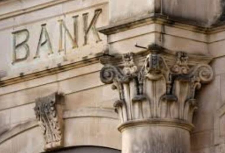 Azərbaycanın özəl banklarının kredit qoyuluşu 15% artıb