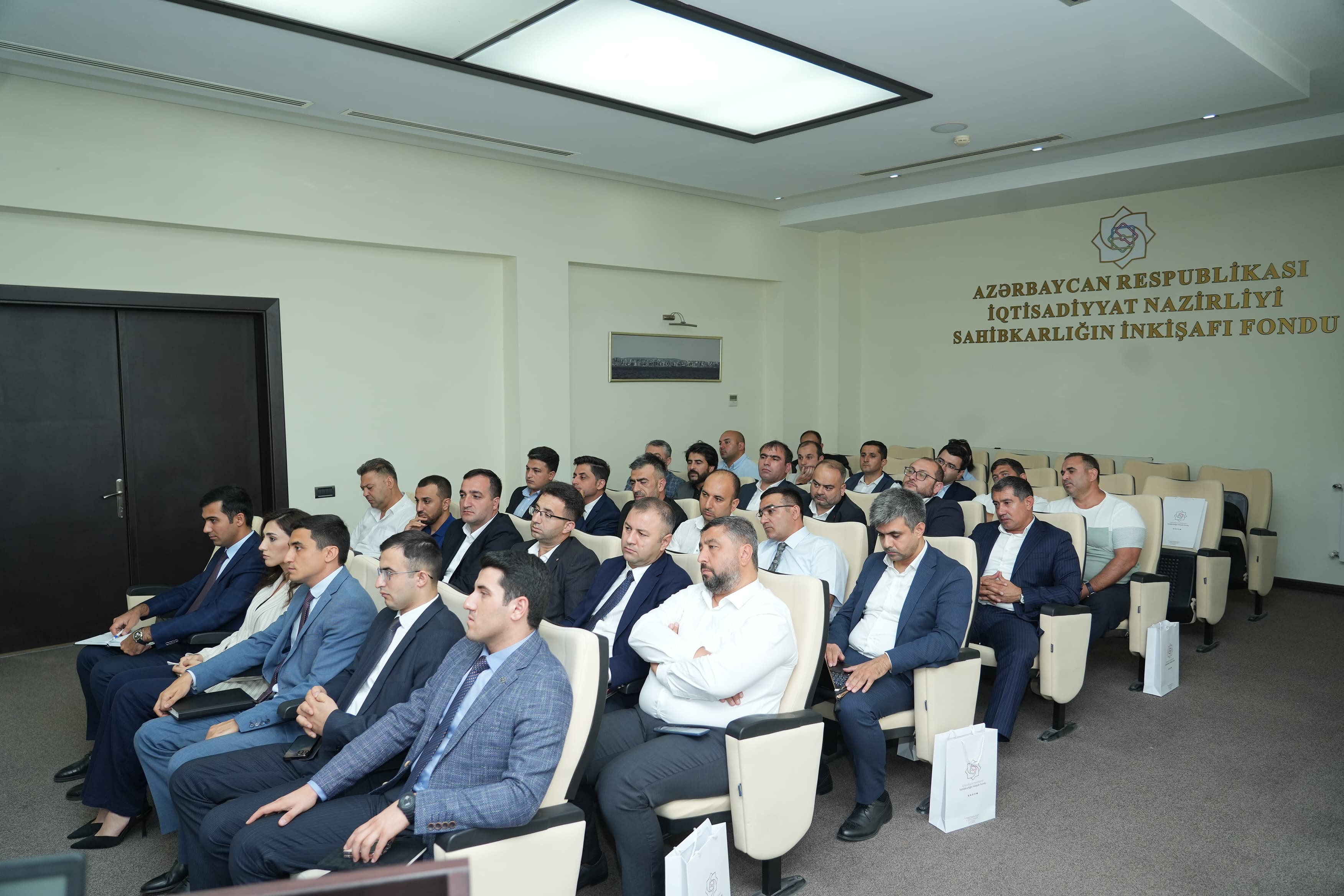 Sahibkarlığı İnkişafı Fondu və “Marsol Group”un üzvü olan sahibkarlar arasında görüş keçirilib