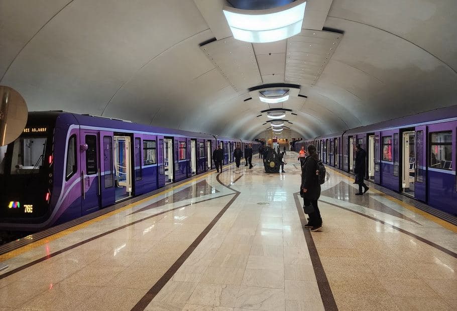 Bakıda metrodan istifadə edən sərnişinlərin sayı açıqlandı