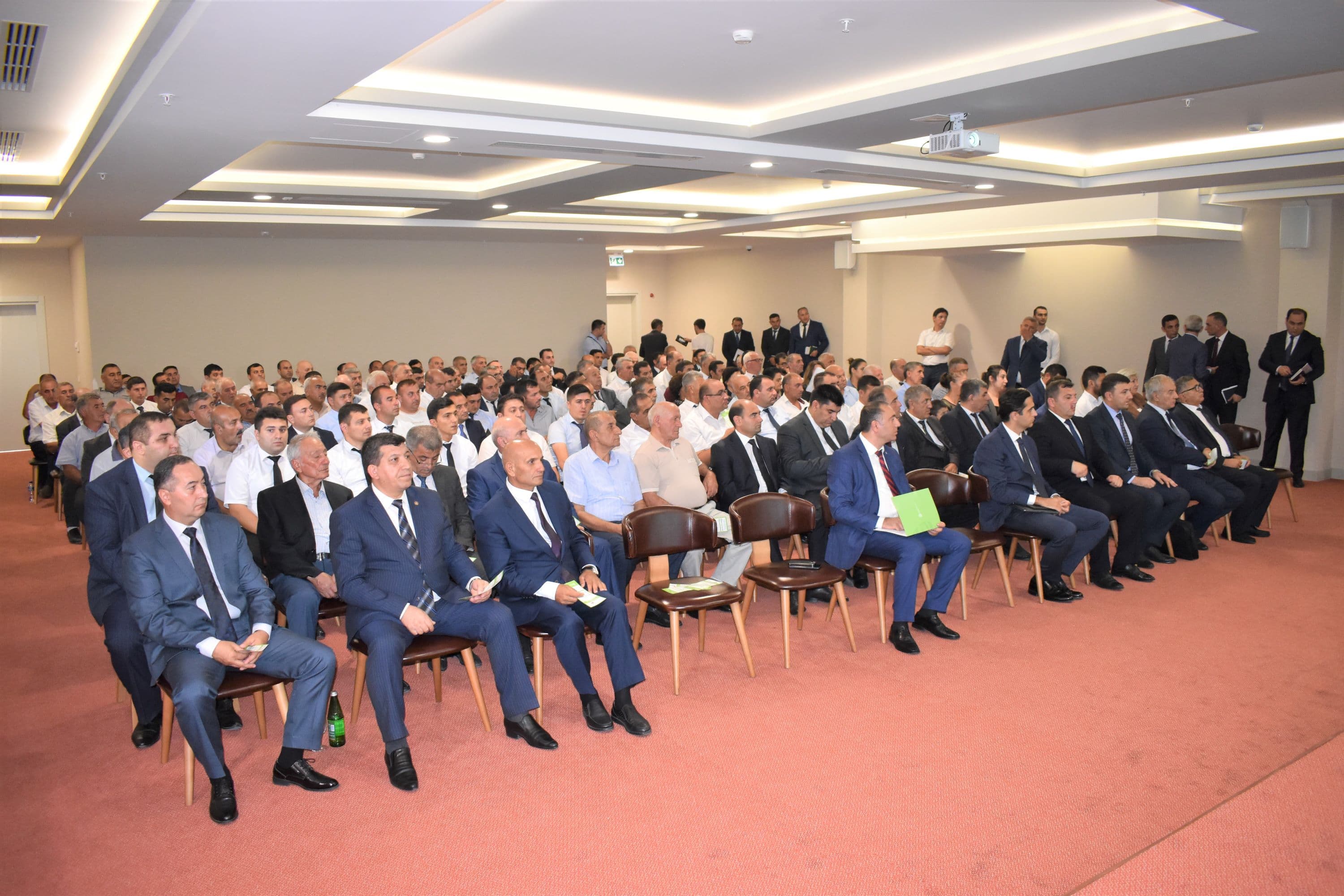 Zərər çəkmiş sığortalı fermerlərə ödənişlər başlanacaq