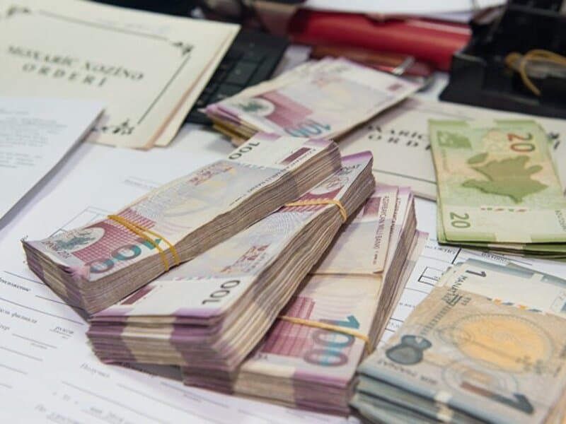 Azərbaycan banklarının əməliyyat xərcləri 28% artıb