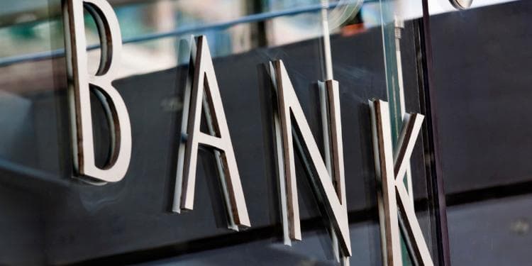 Azərbaycan banklarının loro hesablardakı vəsaitləri 2% azalıb