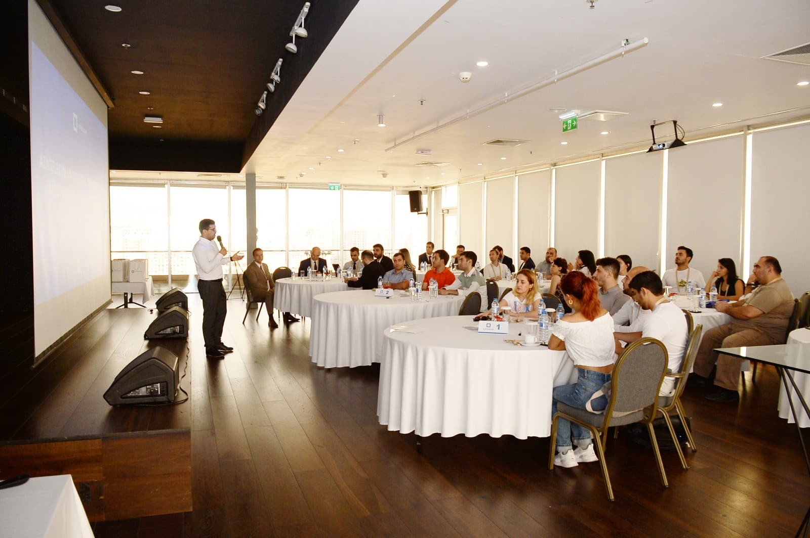 “AzInTelecom” jurnalistlər üçün təlim keçirdi - FOTO
