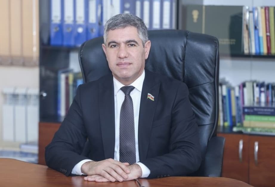 Neftin qiymətinin artması əməkhaqqı və pensiya ödənişlərinə necə təsir göstərəcək?