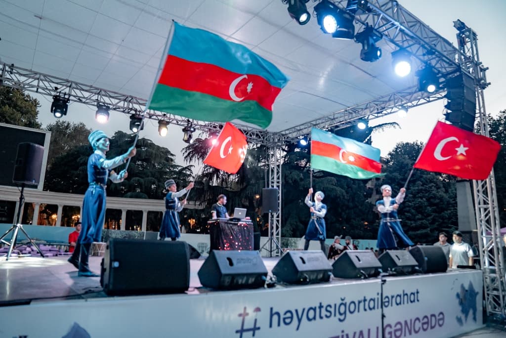Azərbaycanda ilk Sığorta Festivalının bağlanış mərasimi Gəncədə keçirildi - FOTO