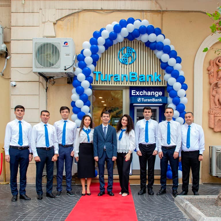 TuranBank yeni Fəvvarələr şöbəsini müştərilərin istifadəsinə verdi - FOTO