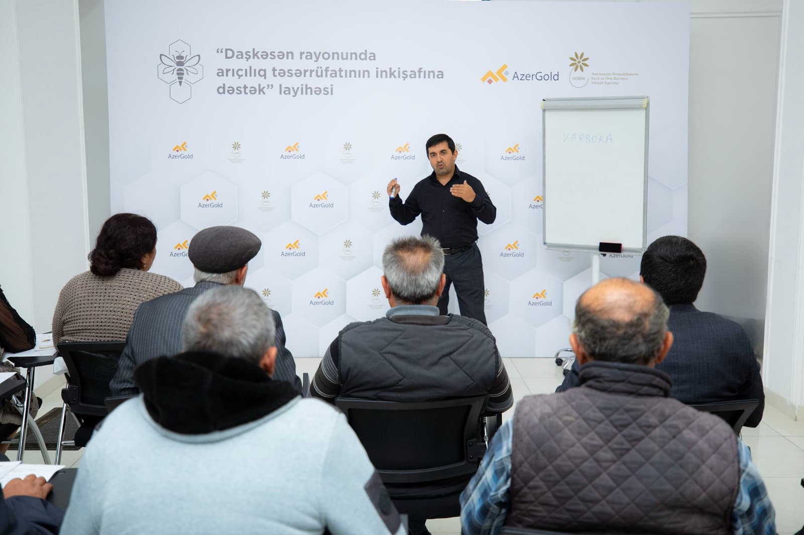 Daşkəsən arıçıları qış mövsümünə hazırlıq təliminə cəlb ediliblər