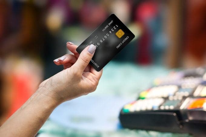 Ödəniş kartlarının sayı 20.2% artıb