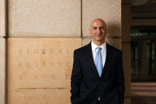 FED üzvü Kaşkari: "İstiqraz gəlirlərinin faiz dərəcəsinə təsiri qeyri-müəyyəndir"