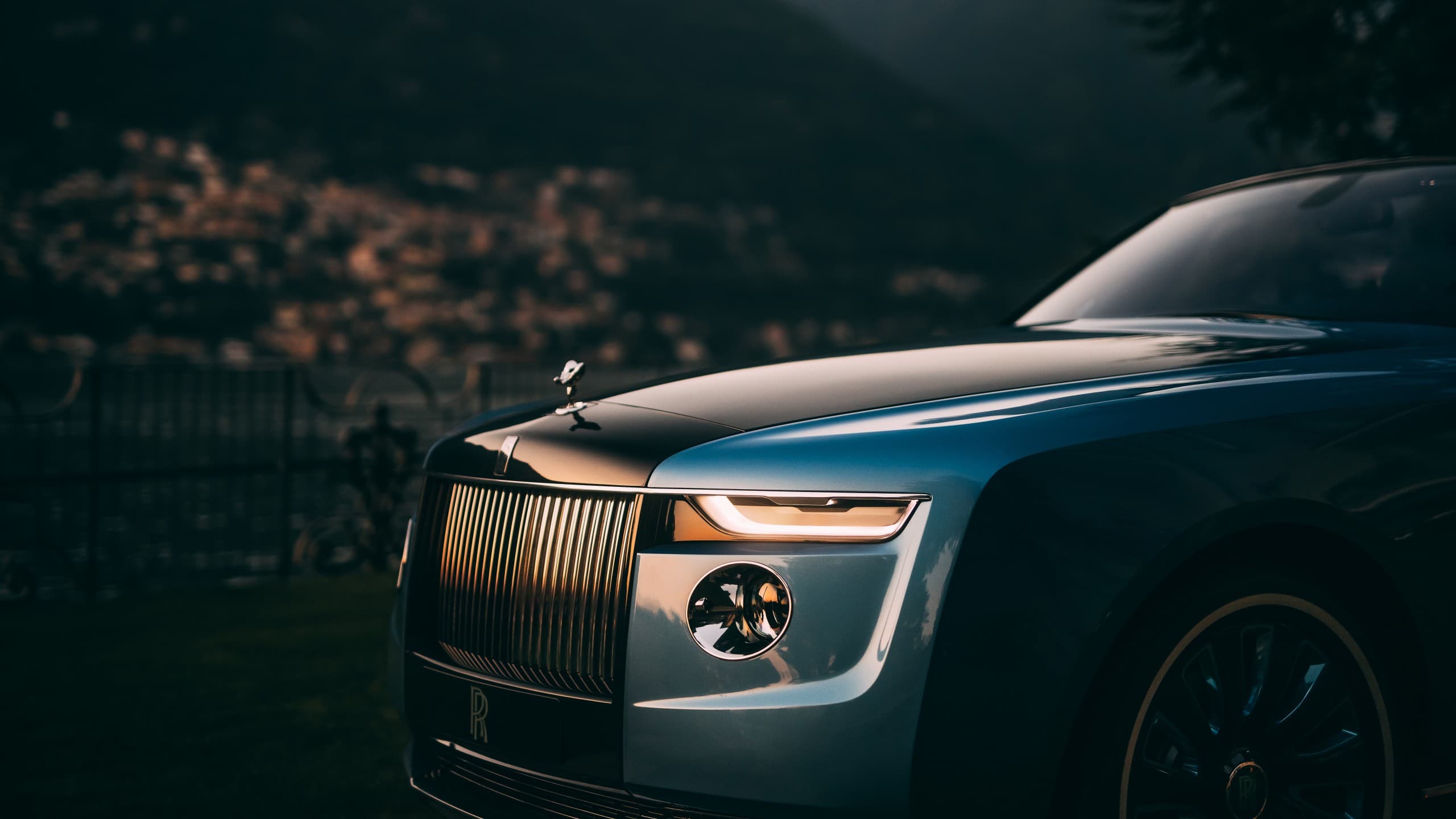 Rolls Royce bu avtomobili rəngləmək üçün 30 dəfə cəhd edib