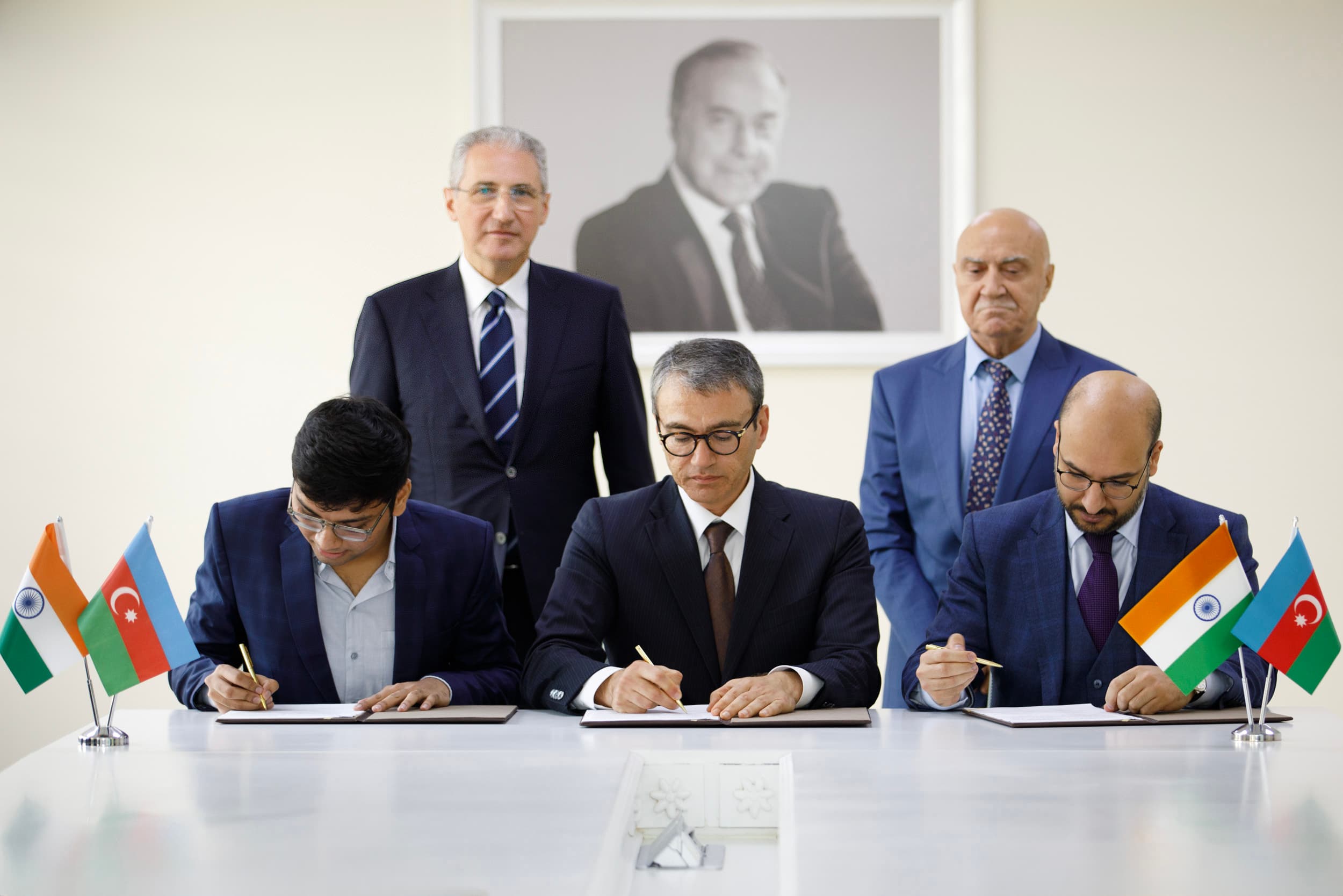 AzerGold QSC, Azərbaycan İnvestisiya Şirkəti və “Devngi İnnovations LLP” arasında əməkdaşlığa dair Anlaşma Memorandumu imzalanıb