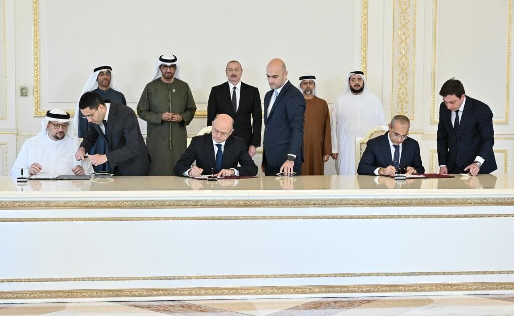 İlham Əliyev “Masdar” şirkəti ilə sənədlərin imzalanması mərasimində iştirak edib - FOTO