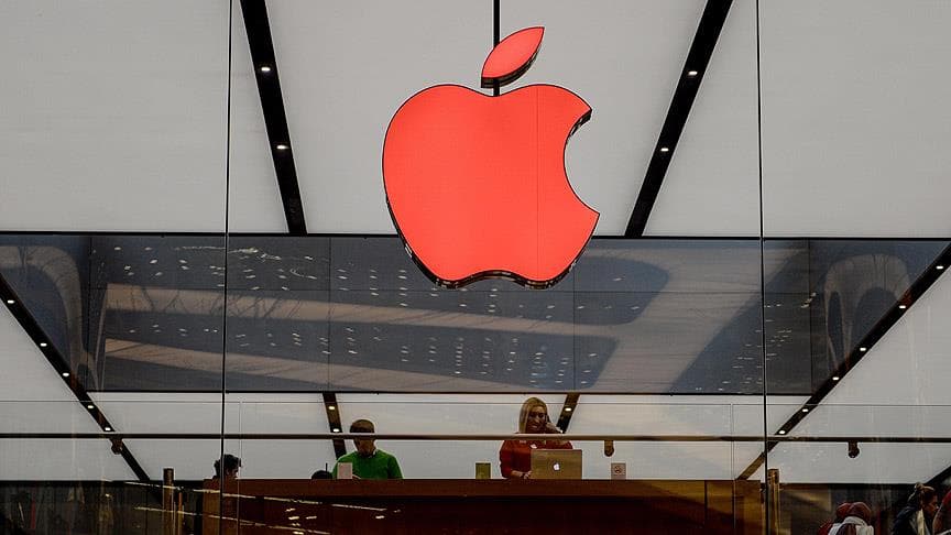 Apple-ın gəlirləri ardıcıl 4-cü rübdür ki, azalıb