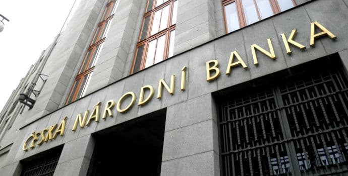Çexiya Mərkəzi Bankından sürpriz faiz qərarı