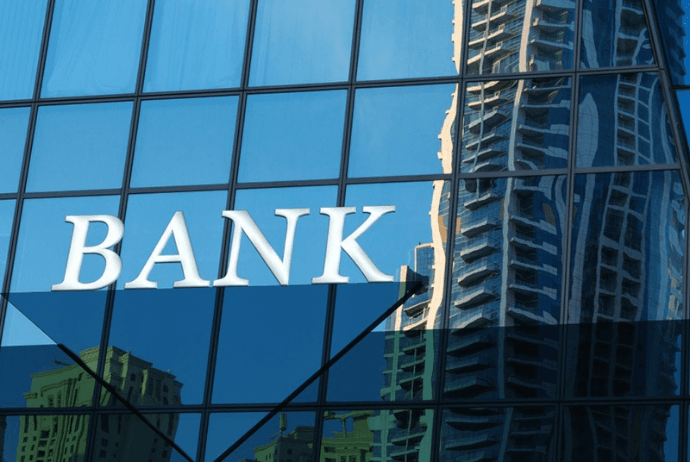 Azərbaycan banklarının zəmanətlər üzrə kredit qoyuluşu 2,2 dəfə artıb
