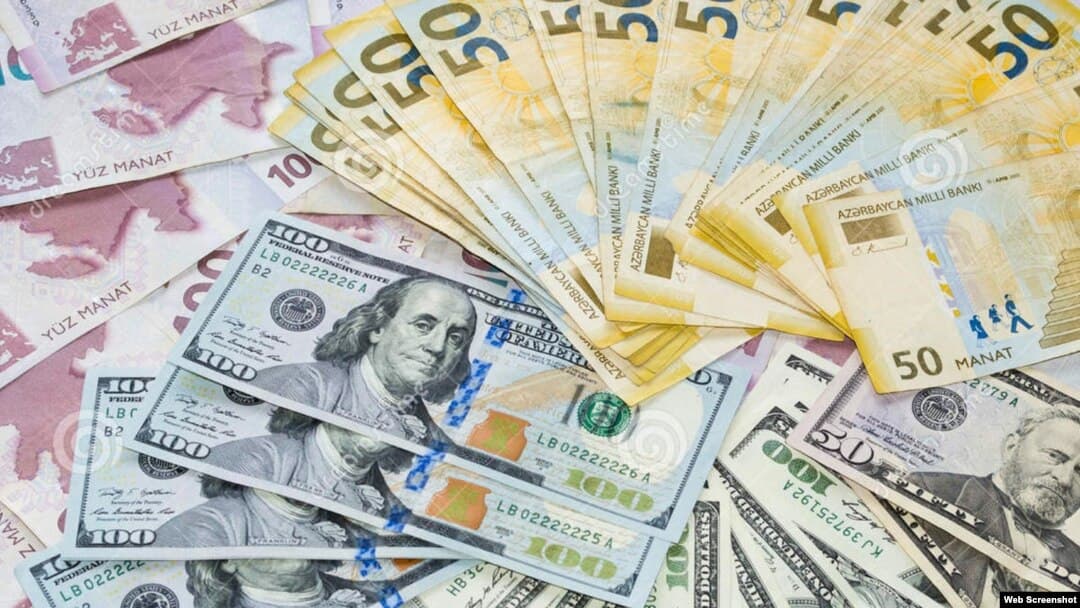 Fiziki şəxslərin xarici valyuta əmanətlərin həcmi və hüquqi şəxslərin xarici valyutada olan əmanətlərinin həcmi azalıb