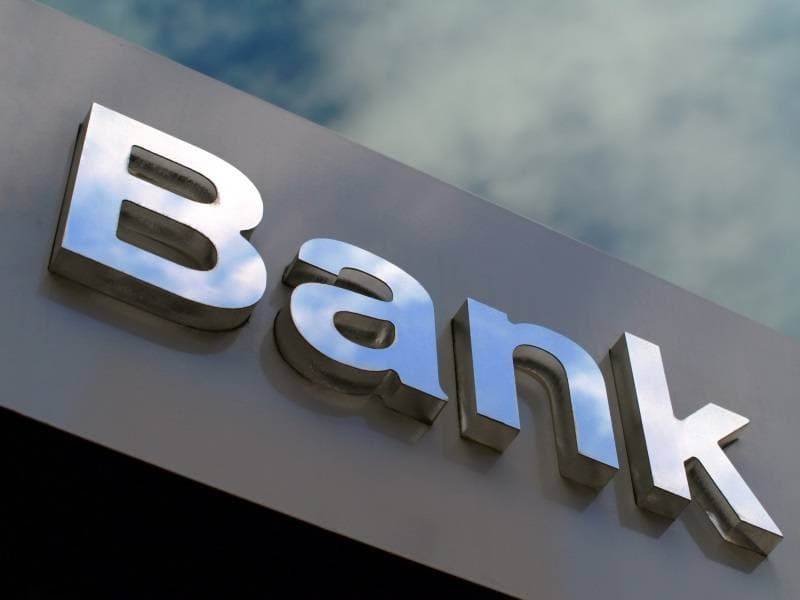 Azərbaycanda bəzi bankların öhdəlikləri illik müqayisədə azalıb