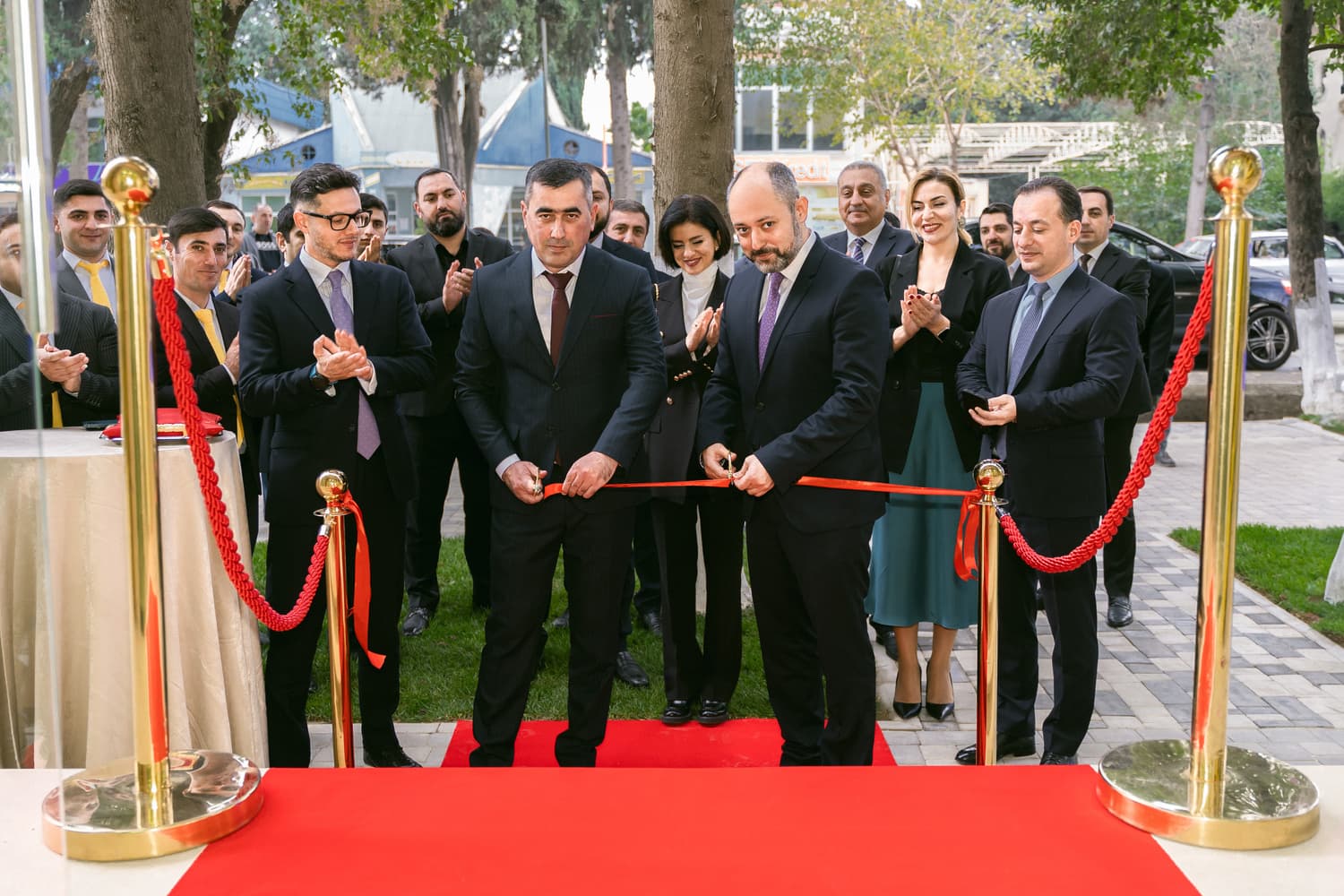 Yelo Bank artıq Masallıda!
