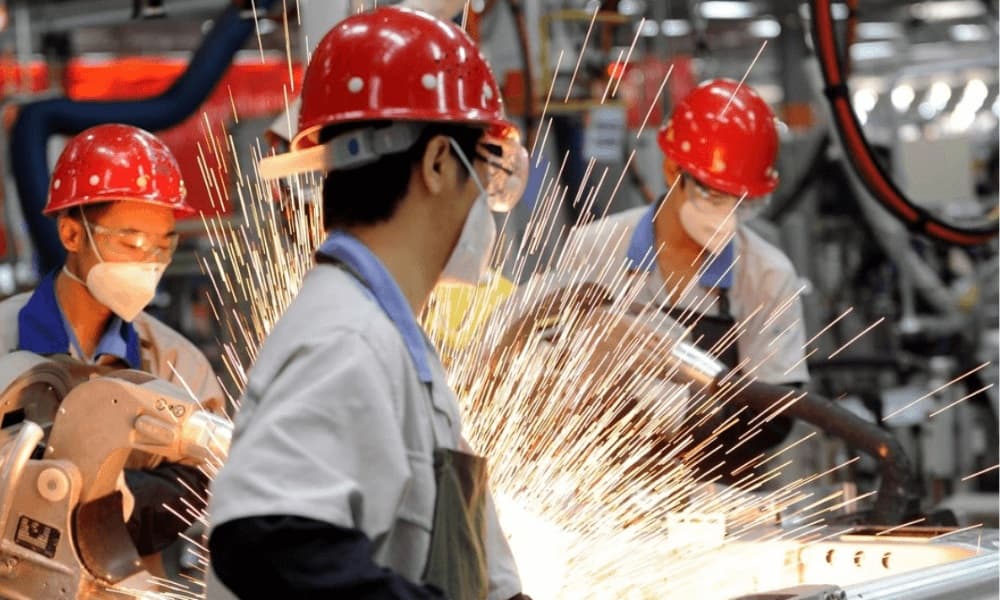 Çində Caixin xidmət göstəricisindən artım siqnalı