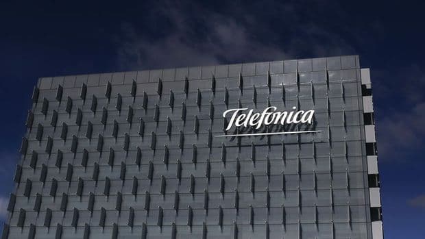 Telefonica 5 min işçisini işdən çıxarmaq qərarına gəlib