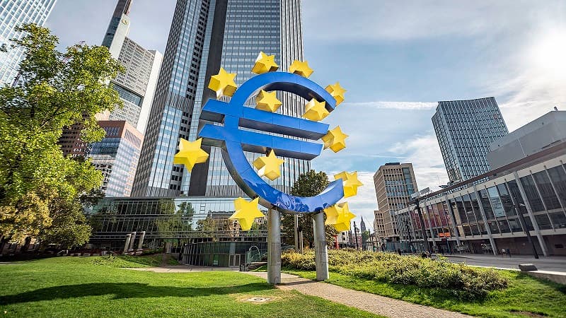 ECB-dən faiz endirimi gözləntiləri yüksəlir
